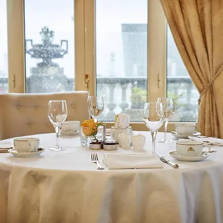 Maria Cristina, A Luxury Collection Hotel, Hotel San Sebastian