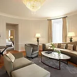 Maria Cristina, A Luxury Collection Hotel, ホテル