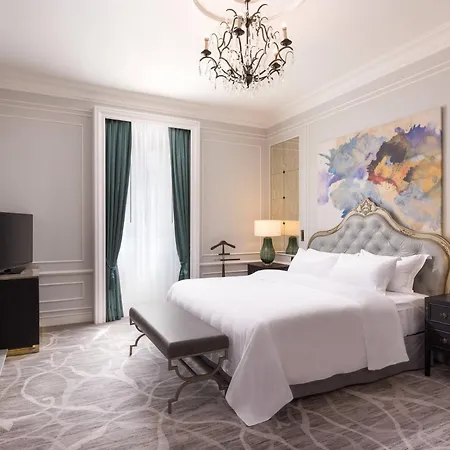 Maria Cristina, A Luxury Collection Hotel, ホテル