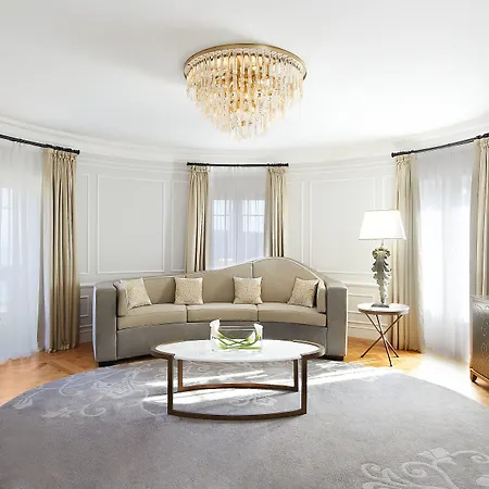 Maria Cristina, A Luxury Collection Hotel, ホテル