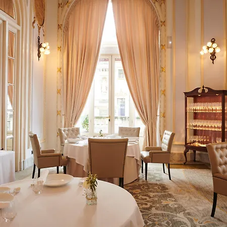 Maria Cristina, A Luxury Collection Hotel, Hotel 5*