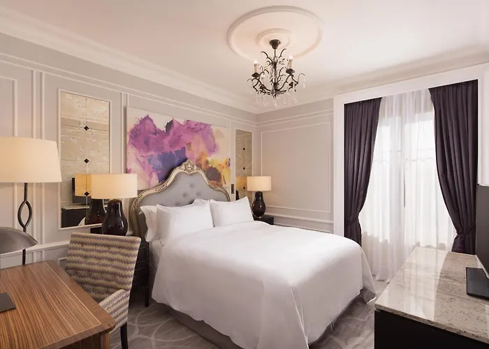 Maria Cristina, A Luxury Collection Hotel,