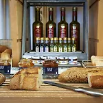 Maria Cristina, A Luxury Collection Hotel,